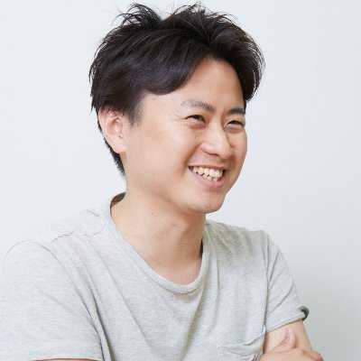 中間 啓介